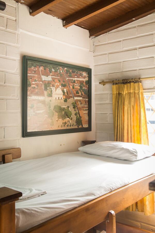 Spring City Hostel 메딜린 외부 사진